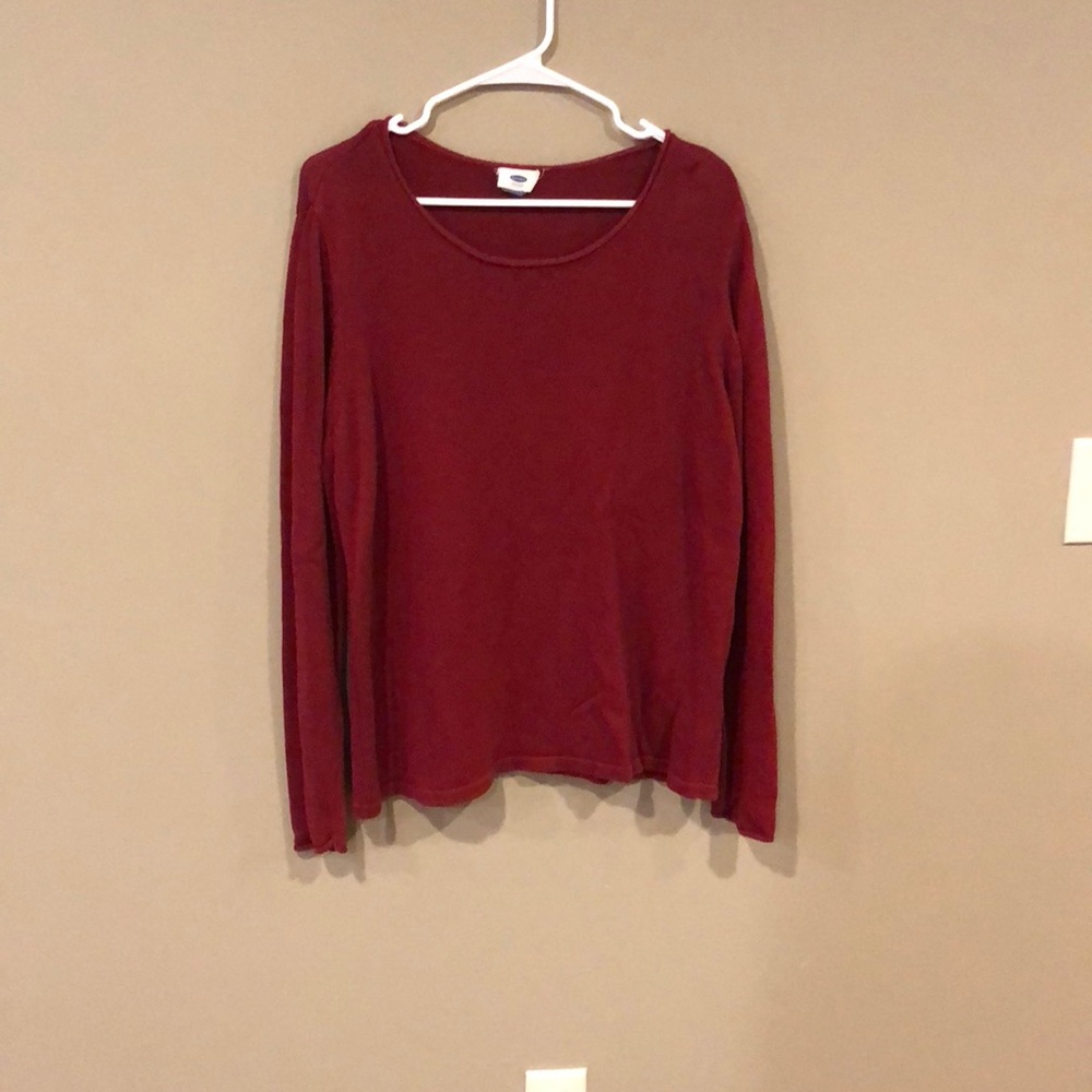 Long sleeved red sweater